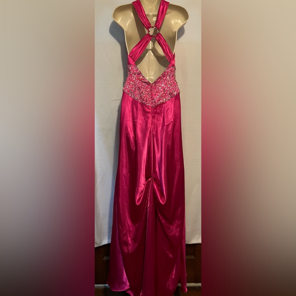 #489✅ Silky pink sequin long gown - Picture 3 of 14